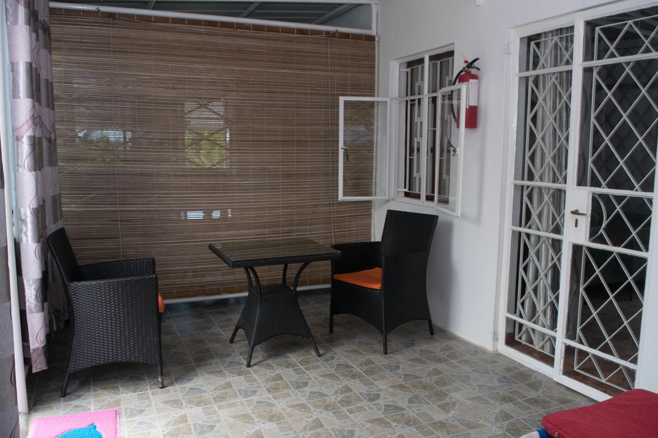 Bed and Breakfast Chez Tino Trou d'Eau Douce Exterior foto
